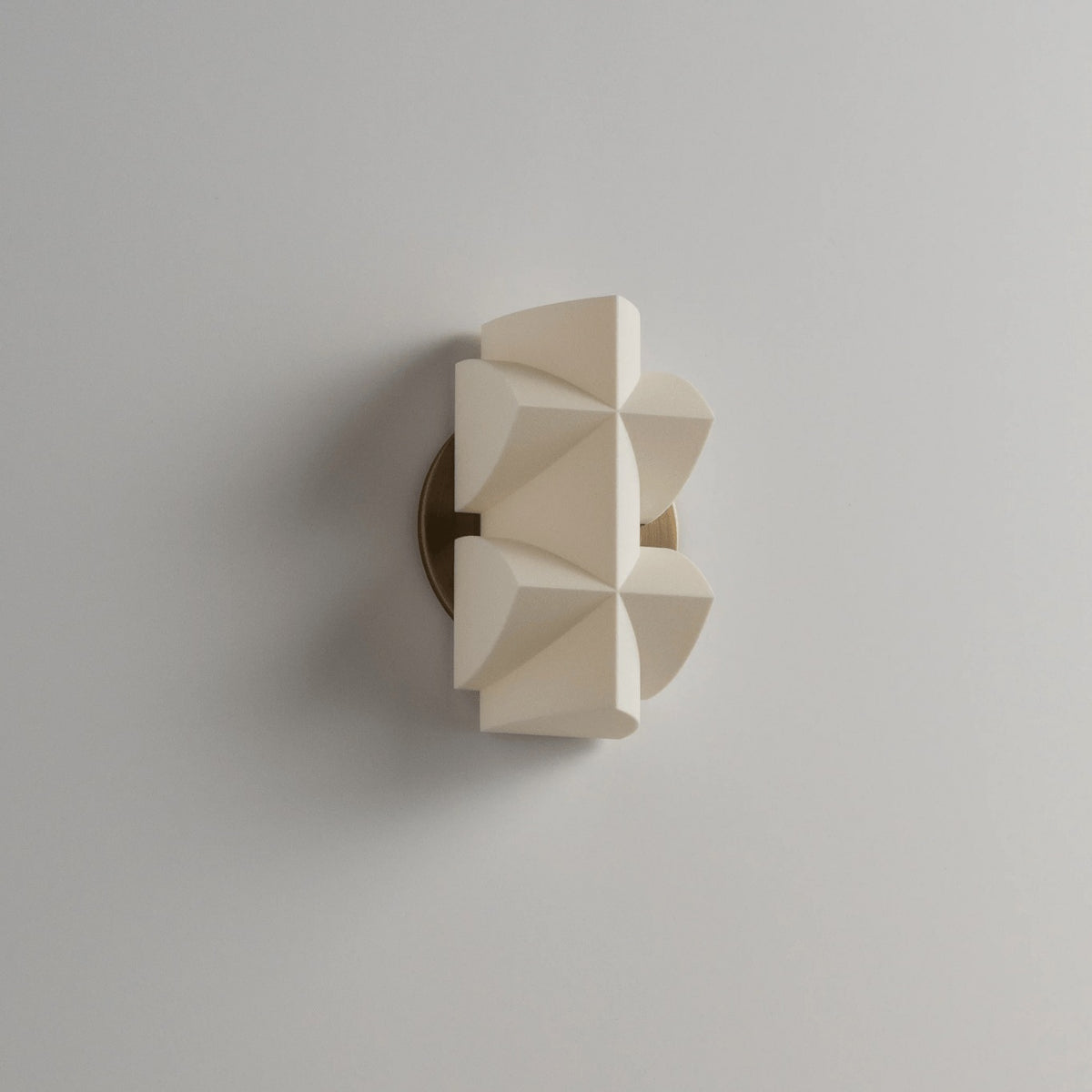 solara-geometric-wall-sconce-07