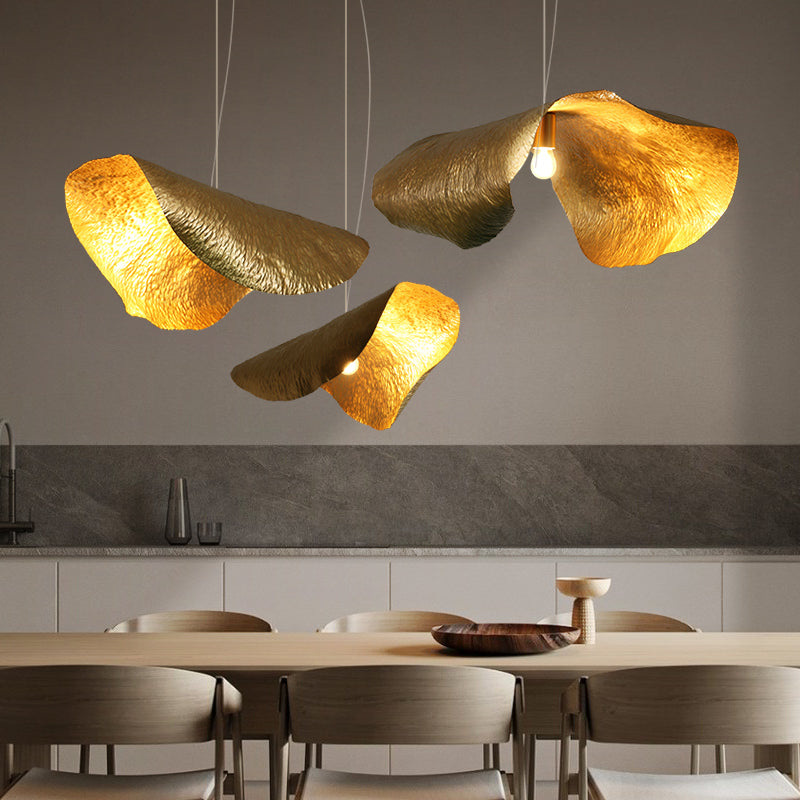 brass-wavy-leaf-pendants-02
