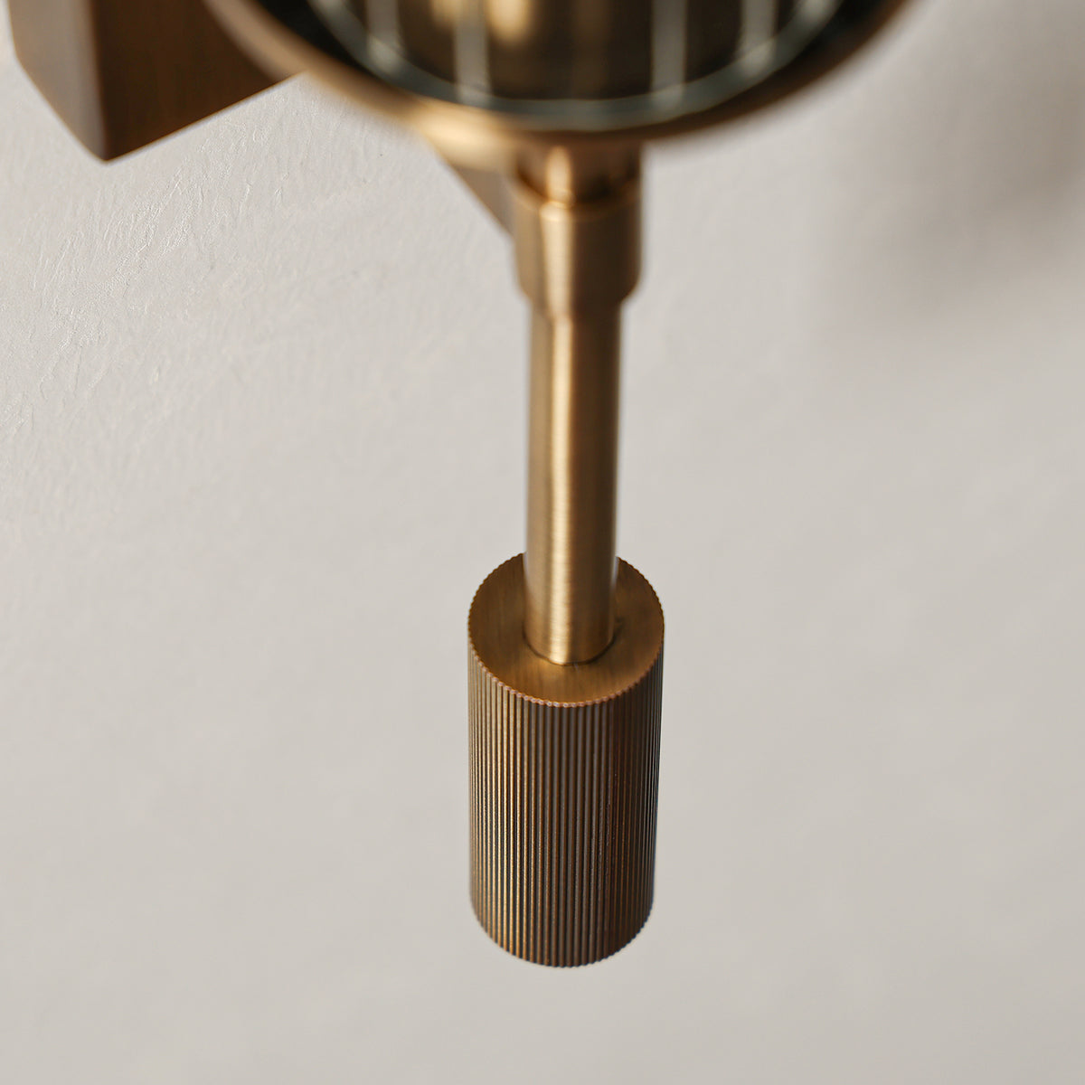 elton-sconce-06