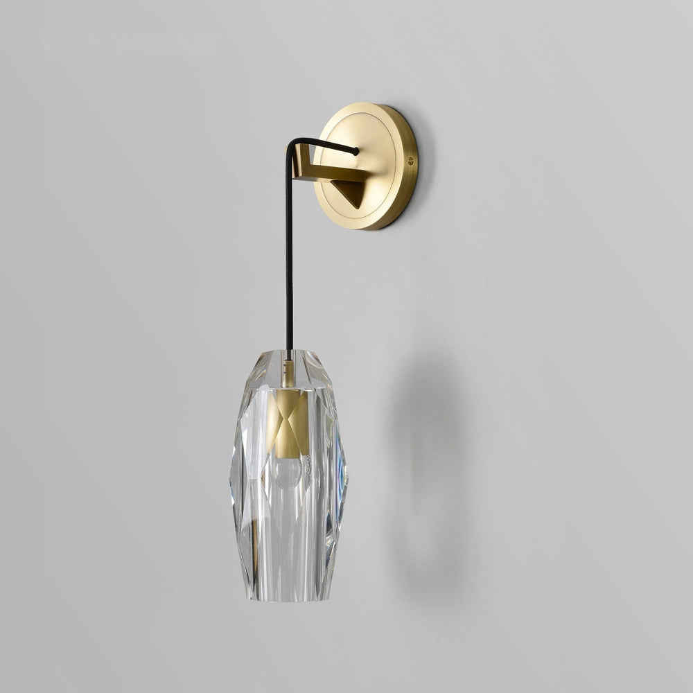 geometric-crystal-wall-sconce-with-brass-base-1