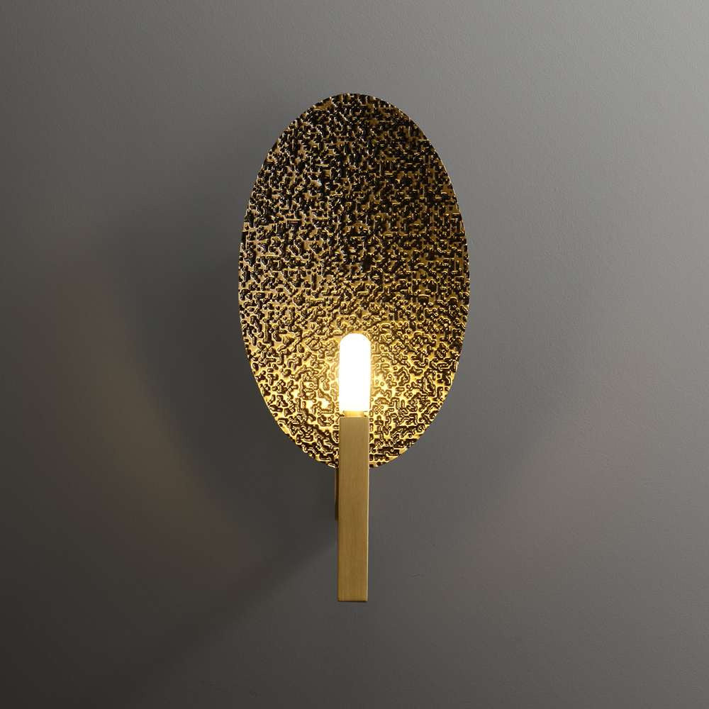 hammered-brass-oval-wall-sconce-with-fluted-holder-1