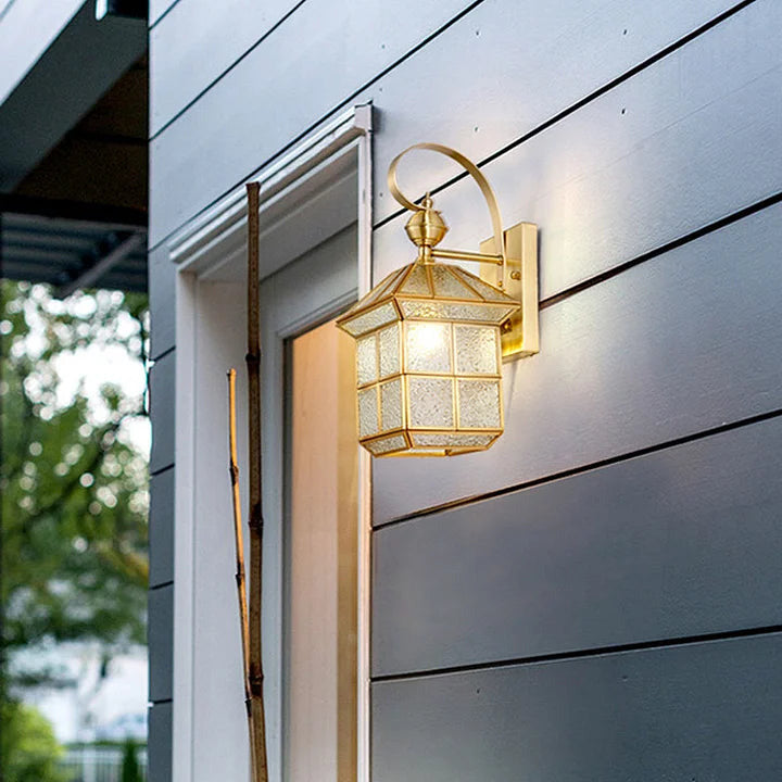 square-glass-shade-outdoor-wall-light-in-gold-1