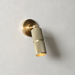 Truett Sconce