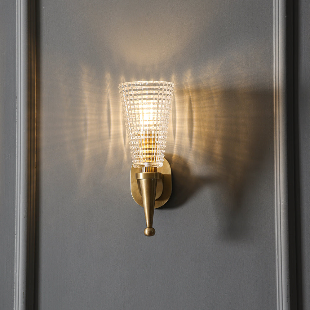 valencia-wall-light-01